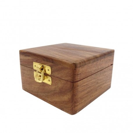 Drewniane pudełko na prezent 10 x 10 x 6 cm - WB857